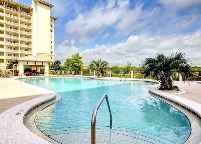 Foxy Palmer! 3 Bedroom 2 Bath In Perdido Golf *
